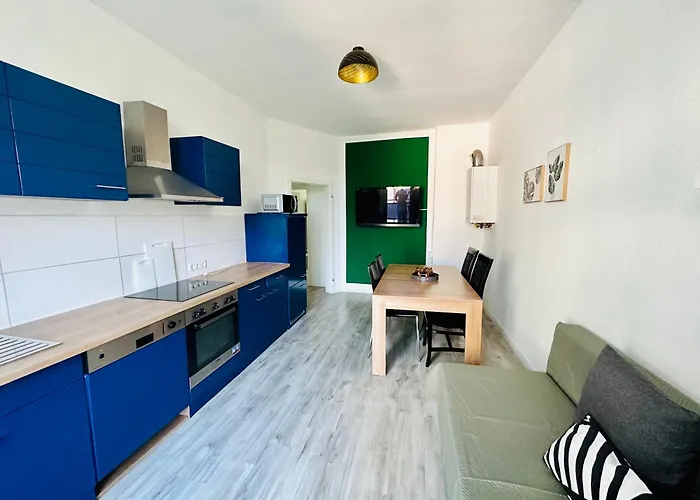 Monteur Ischeland Near Hagen-city